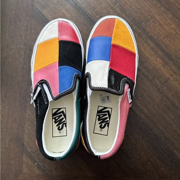 Vans Shoes - NWT Vans Old Skool Multicolor, Men's 3.5 Women's 5, Suede Leather Canvas Combo